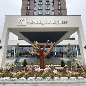 3* Hotel Express - - Airport By Ihg